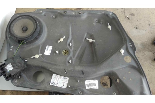 Recambio de elevalunas delantero izquierdo para mercedes-benz clase b (w245) 2.0 cdi cat referencia OEM IAM A1697202979  