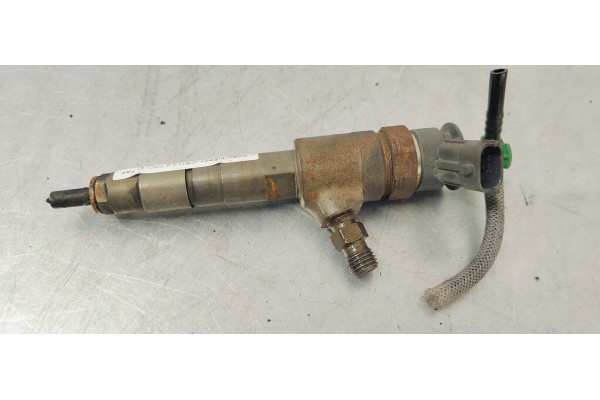 Recambio de inyector para ford fiesta (cb1) 1.4 tdci 71 fap referencia OEM IAM 0445110339  