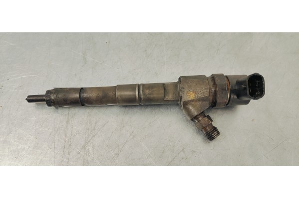 Recambio de inyector para opel zafira b edition ´´111 jahre´´ referencia OEM IAM 0445110159  