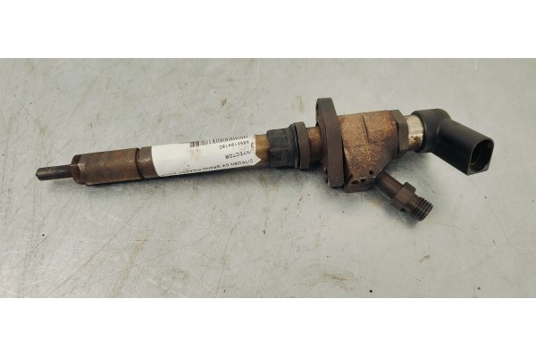 Recambio de inyector para citroen c4 grand picasso exclusive plus referencia OEM IAM 9658194180  