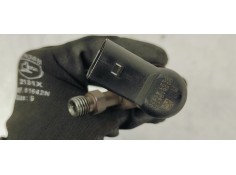 Recambio de inyector para citroen c4 grand picasso exclusive plus referencia OEM IAM 9658194180  