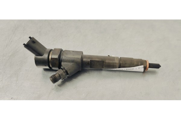 Recambio de inyector para renault scenic ii emotion referencia OEM IAM 0445110110B  