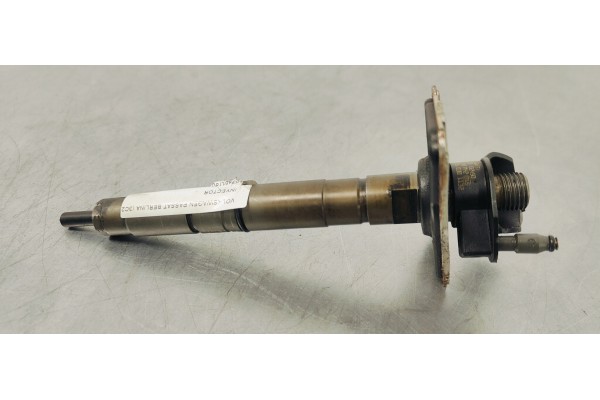 Recambio de inyector para volkswagen passat berlina (3c2) 2.0 tdi 140 fap referencia OEM IAM 0445116030  