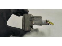 Recambio de freno de mano electrico para peugeot 5008 1.6 hdi 115 fap referencia OEM IAM 9666405677  