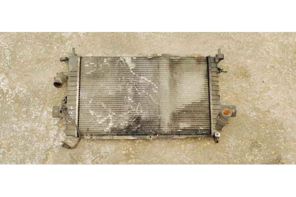 Recambio de radiador agua para opel astra h berlina enjoy referencia OEM IAM 13128925  