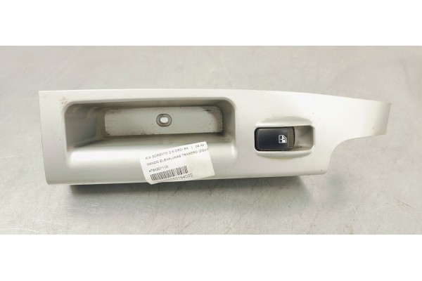 Recambio de mando elevalunas trasero izquierdo para kia sorento 2.5 crdi ex referencia OEM IAM 4785201110  