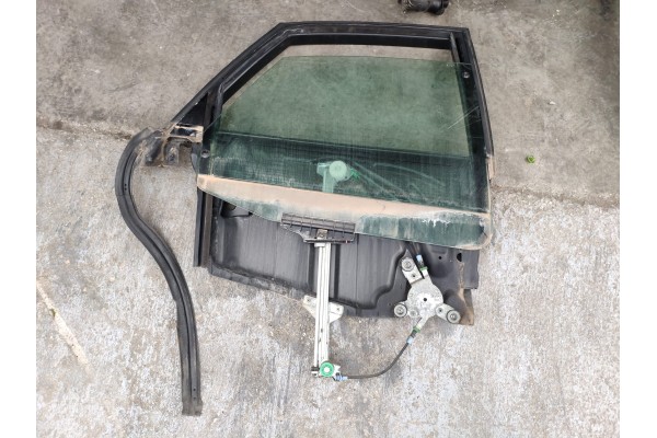 Recambio de elevalunas trasero derecho para audi a8 (d2) 3.7 v8 32v referencia OEM IAM 4D0839398  