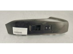 MANDO ELEVALUNAS DELANTERO DERECHO 7423078010 