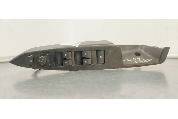Recambio de mando elevalunas delantero izquierdo para opel antara cosmo plus 4x4 referencia OEM IAM 202005436  