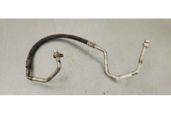 Recambio de tubos aire acondicionado para renault clio iii 1.5dci 85 referencia OEM IAM 8200320799  