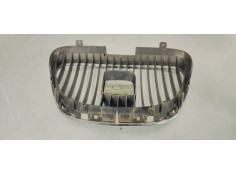Recambio de rejilla delantera para seat altea (5p1) arena referencia OEM IAM 5P0853654  