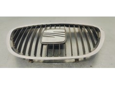 Recambio de rejilla delantera para seat altea (5p1) arena referencia OEM IAM 5P0853654  