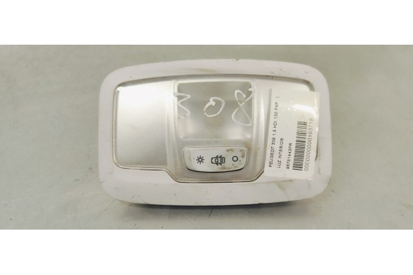 Recambio de luz interior para peugeot 308 1.5 hdi 130 fap referencia OEM IAM 96781443PR  