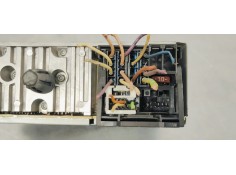 Recambio de sistema audio / radio cd para peugeot 5008 1.6 hdi 115 fap referencia OEM IAM 9666959577  