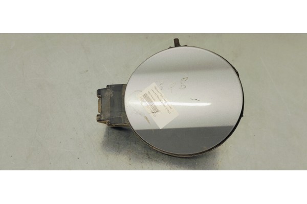 Recambio de tapa exterior combustible para peugeot 308 1.6hdi 92 fap referencia OEM IAM 9802744380  