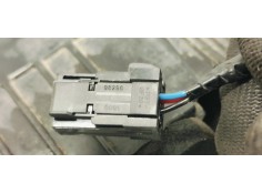 Recambio de piloto trasero izquierdo interior para peugeot 308 1.6hdi 92 fap referencia OEM IAM 9677818380  