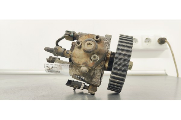 Recambio de bomba inyeccion para opel astra h berlina enjoy referencia OEM IAM 8973138622  
