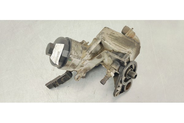 Recambio de enfriador aceite motor para opel astra j lim. berlina fase 1 referencia OEM IAM 6740273586  