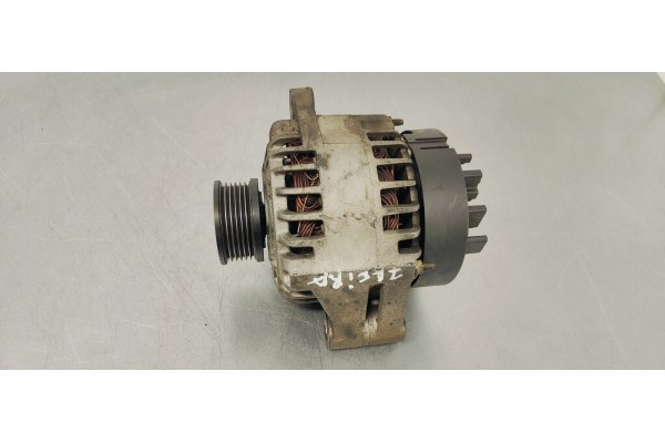 Recambio de alternador para opel zafira b edition ´´111 jahre´´ referencia OEM IAM 13117340  