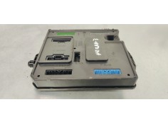 Recambio de caja reles / fusibles para renault megane iii coupe 1.5 dci 110 fap referencia OEM IAM 284B12041R  