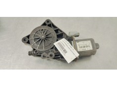Recambio de motor elevalunas delantero derecho para hyundai i30 1.6 crdi 115 referencia OEM IAM 824602R000  