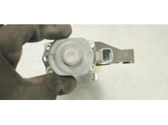 Recambio de motor elevalunas delantero derecho para hyundai i30 1.6 crdi 115 referencia OEM IAM 824602R000  