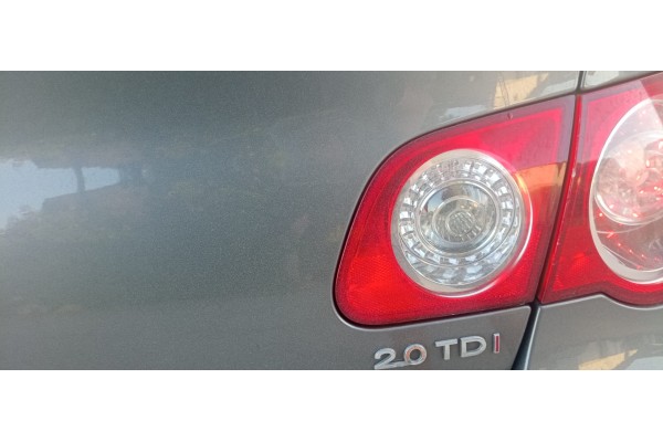 Recambio de piloto trasero derecho interior para volkswagen passat berlina (3c2) 2.0 tdi dpf referencia OEM IAM   