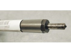 Recambio de inyector para peugeot 407 st sport referencia OEM IAM 9657144580  