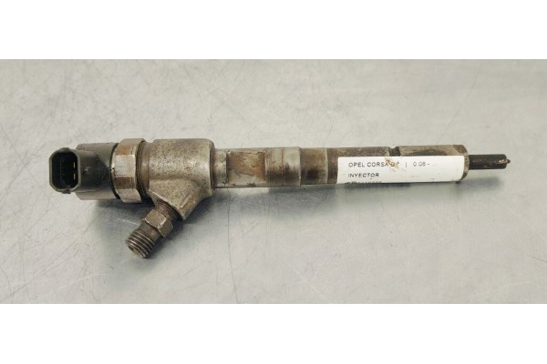 Recambio de inyector para opel corsa d referencia OEM IAM 0445110326  