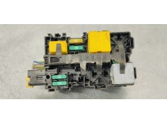 CAJA RELES / FUSIBLES 9806192580 