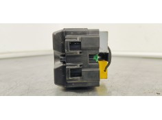 Recambio de caja reles / fusibles para peugeot 308 sw 1.6 hdi 120 fap referencia OEM IAM 9806192580  