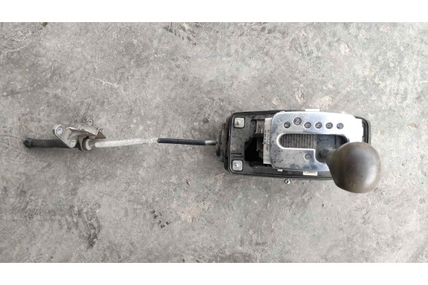 Recambio de palanca cambio para audi a4 avant (8e) 2.5 v6 24v tdi referencia OEM IAM 8E2713111R 8E1713111R 