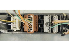 Recambio de mando elevalunas delantero izquierdo para renault espace iv (jk0) 2.0dci 130 referencia OEM IAM 8200328425  