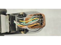 Recambio de mando elevalunas delantero izquierdo para renault espace iv (jk0) 2.0dci 130 referencia OEM IAM 8200328425  