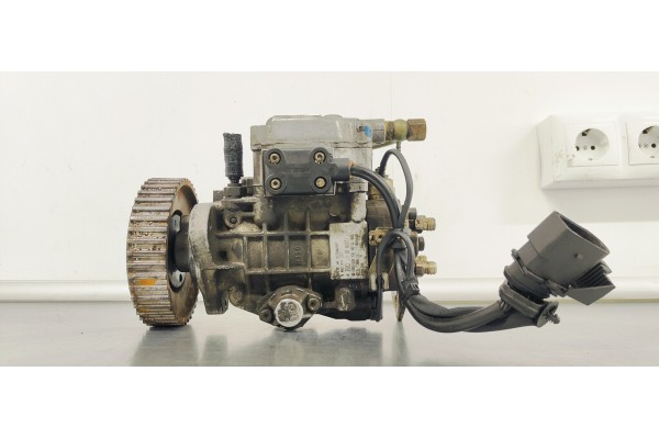 Recambio de bomba inyeccion para seat toledo (1m2) signo referencia OEM IAM 038130107D  