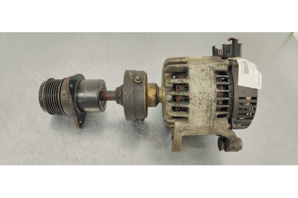 Recambio de alternador para ford focus berlina (cak) ghia referencia OEM IAM 1M5T10300BD  