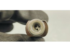 Recambio de inyector para renault megane i classic (la0) 1.9 dti rn (laon) referencia OEM IAM 7700112883  