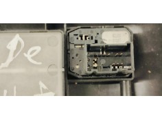 Recambio de mando elevalunas delantero izquierdo para opel agila b 1.2i 85 referencia OEM IAM 8372251K70  