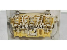 Recambio de luz interior para peugeot 3008 1.6 hdi 112 fap referencia OEM IAM 9681370177  