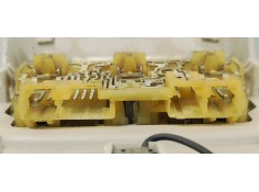 Recambio de luz interior para peugeot 3008 1.6 hdi 112 fap referencia OEM IAM 9681370177  