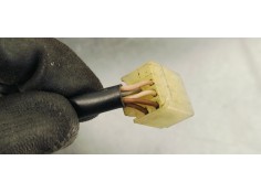 Recambio de retrovisor izquierdo para opel agila b 1.2i 85 referencia OEM IAM E8024541  