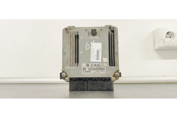 Recambio de centralita motor uce para volkswagen passat lim. (362) 2.0 tdi referencia OEM IAM 0281017469  