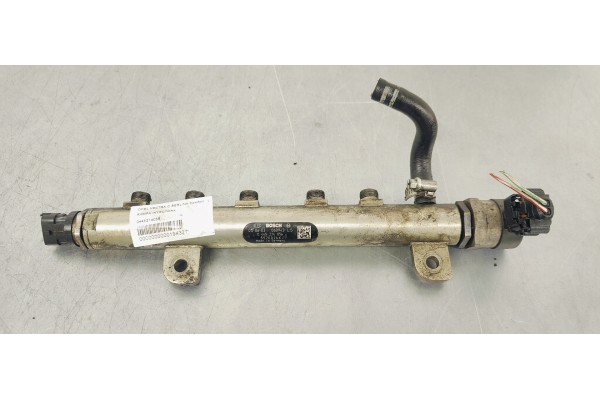 Recambio de rampa inyectora para opel vectra c berlina comfort referencia OEM IAM 0445214056  