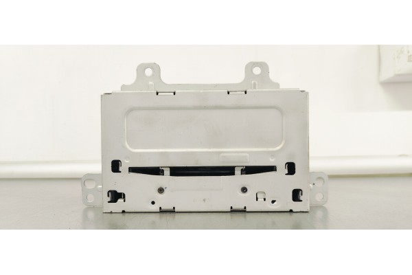 Recambio de sistema audio / radio cd para opel meriva b referencia OEM IAM 20984175  