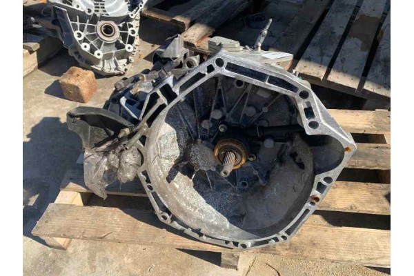 Recambio de caja cambios para renault clio iii referencia OEM IAM TL4A002  