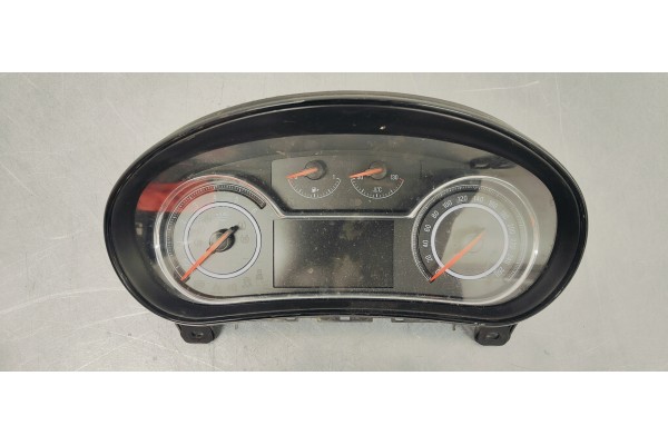 Recambio de cuadro instrumentos para opel insignia berlina 1.6 cdti 136 fap referencia OEM IAM 23398019  