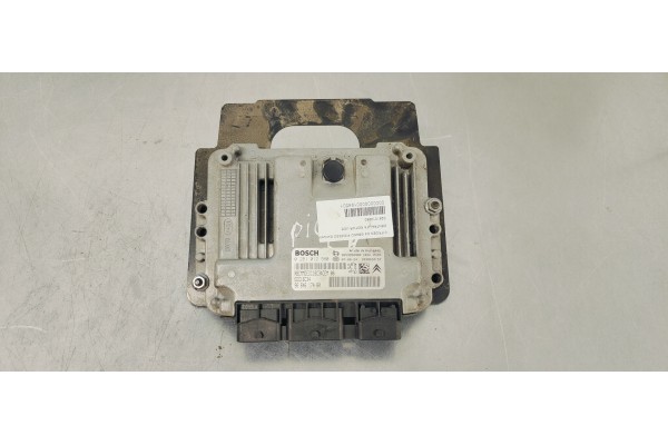 Recambio de centralita motor uce para citroen c4 grand picasso exclusive plus referencia OEM IAM 0281012980  