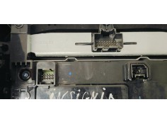 Recambio de pantalla multifuncion para opel insignia berlina 1.6 cdti 136 fap referencia OEM IAM 26202389  