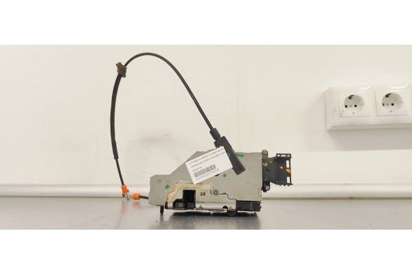 Recambio de cerradura puerta trasera izquierda para citroen c4 grand picasso exclusive referencia OEM IAM 24090158  