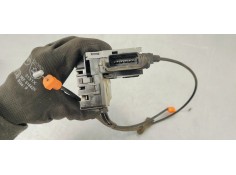 Recambio de cerradura puerta trasera izquierda para citroen c4 grand picasso exclusive referencia OEM IAM 24090158  